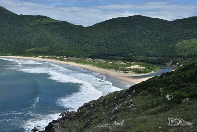 A praia da Lagoinha do Leste, na costa sul de Florianópolis, em Santa Catarina